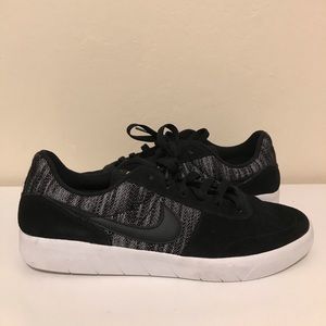 Nike SB Team Classic Premium Shoe Men's 10 Black